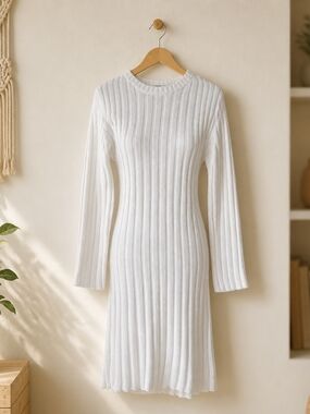 White Ribbed Long-Sleeve Knit Dress